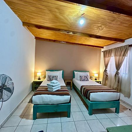 Hostal Qachi Chentura San Pedro De Atacama Extérieur photo